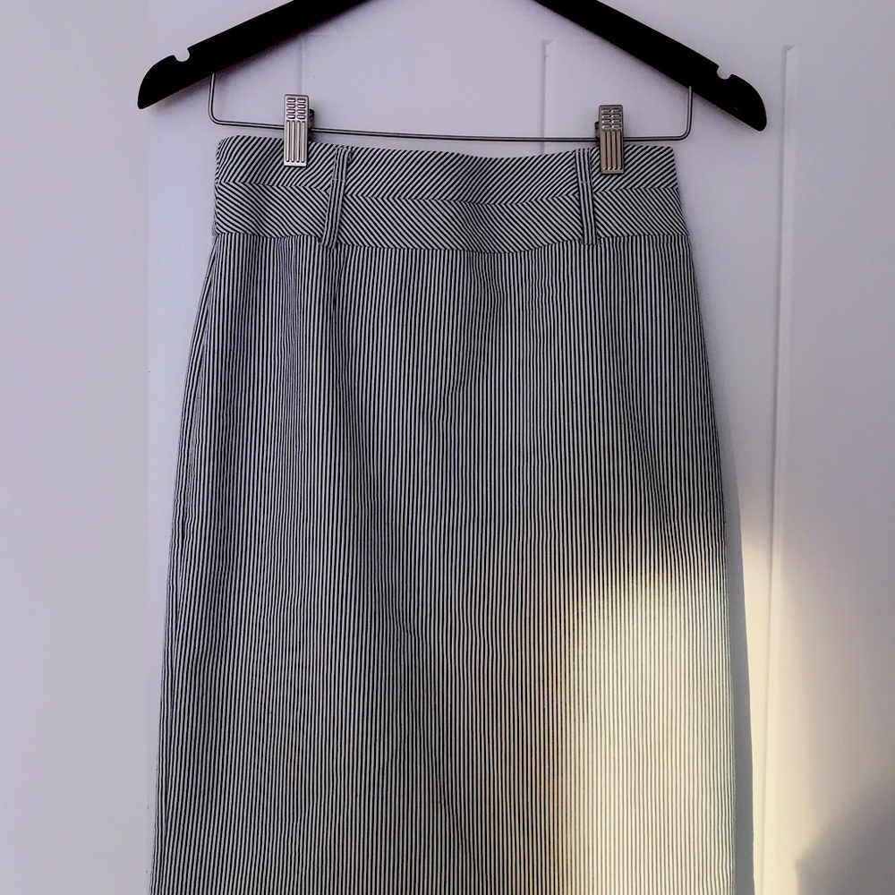 Pin stripe pencil skirt